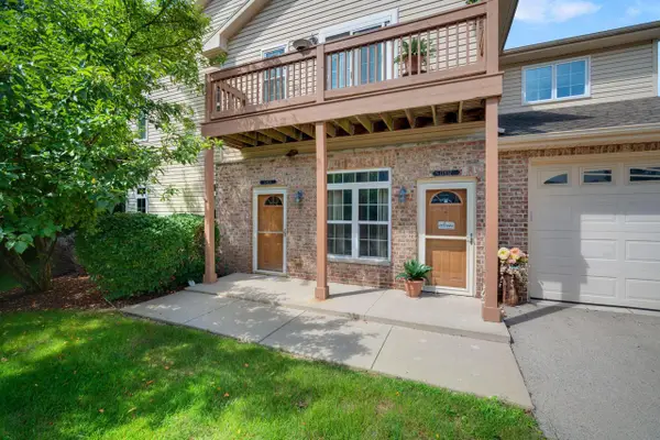 17835 W Radam DRIVE #17835, New Berlin, WI 53146