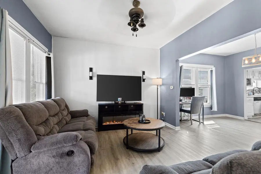 8625 W Lapham STREET, Milwaukee, WI 53214 - #3
