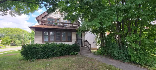 4572 W Fond Du Lac STREET, Milwaukee, WI 53216