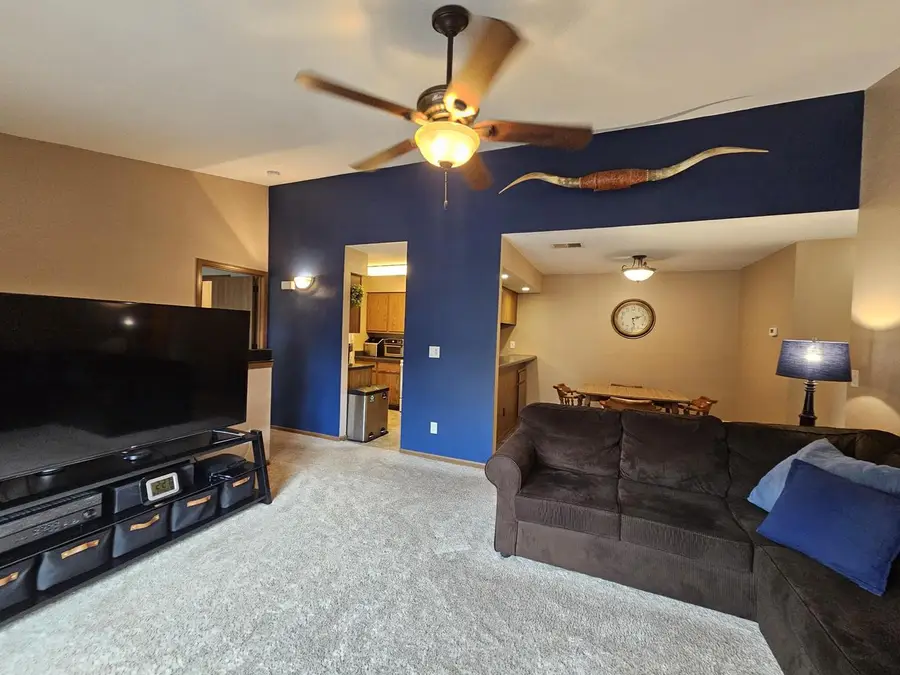 W169N11054 Ashbury LANE #3, Germantown, WI 53022 - #3