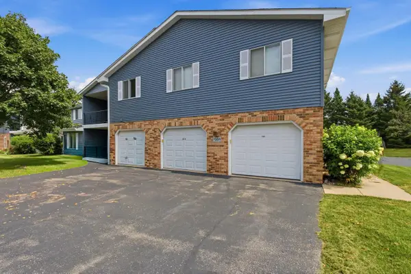 1231 N Sunnyslope DRIVE, Mount Pleasant, WI 53406