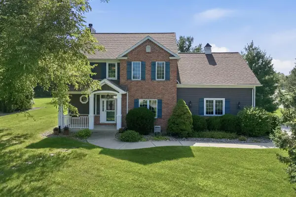 413 Lakewood DRIVE, Williams Bay, WI 53191