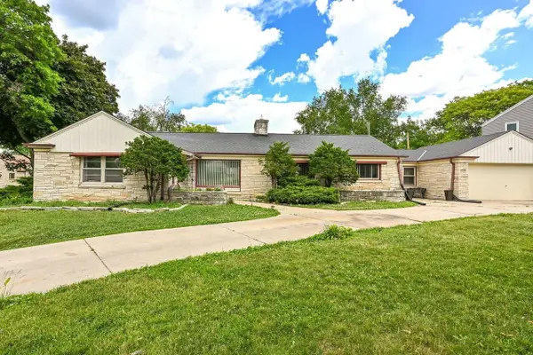 5340 W Melvina STREET, Milwaukee, WI 53216