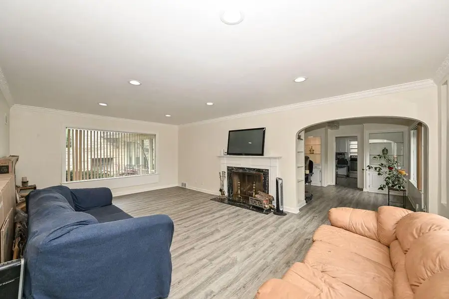 5340 W Melvina STREET, Milwaukee, WI 53216 - #3
