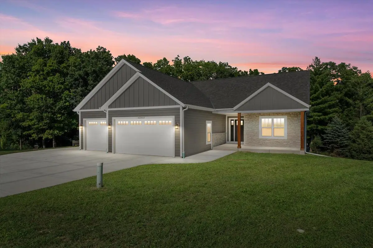 W332N4518 Grace COURT, Nashotah, WI 53058 - #1