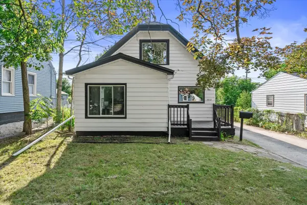 5937 N 42nd STREET, Milwaukee, WI 53209