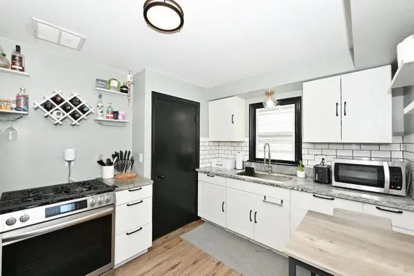 8113 W Townsend STREET, Milwaukee, WI 53222