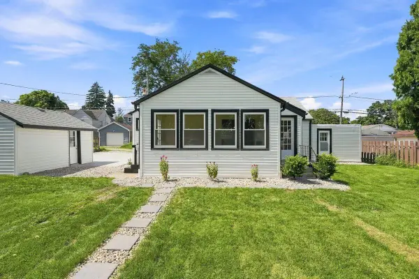 2917 S 67TH STREET, Milwaukee, WI 53219
