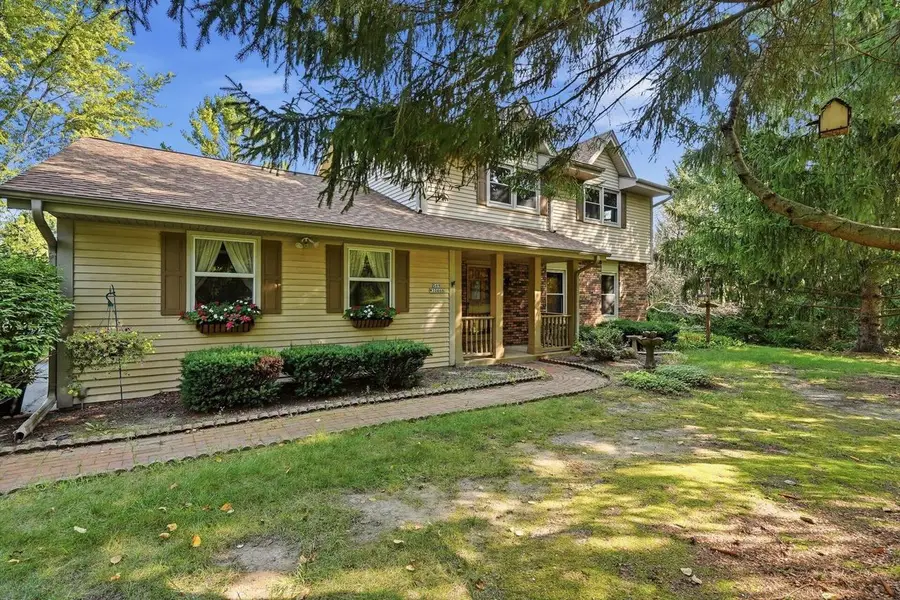 S69W32666 Westgate DRIVE, Mukwonago, WI 53149 - #2