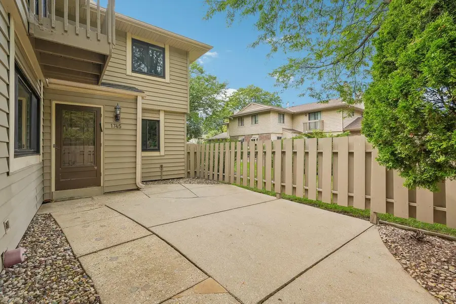 1745 S Carriage LANE, New Berlin, WI 53151 - #2