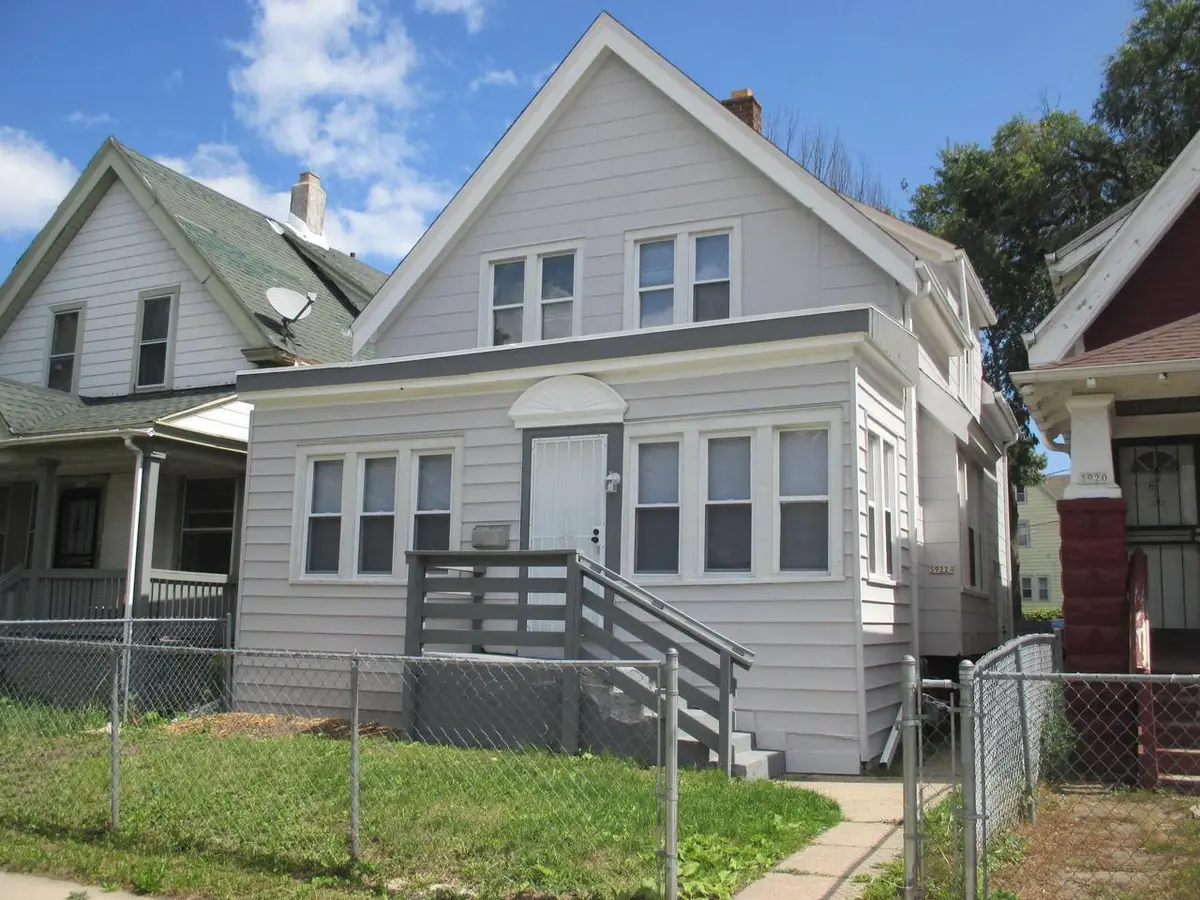 3922 N 19th PLACE, Milwaukee, WI 53206 - #1