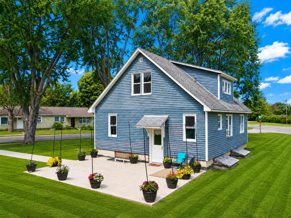 725 Lee COURT, Sparta, WI 54656 - #1