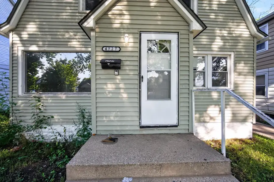 4727 N 22nd STREET, Milwaukee, WI 53209 - #3