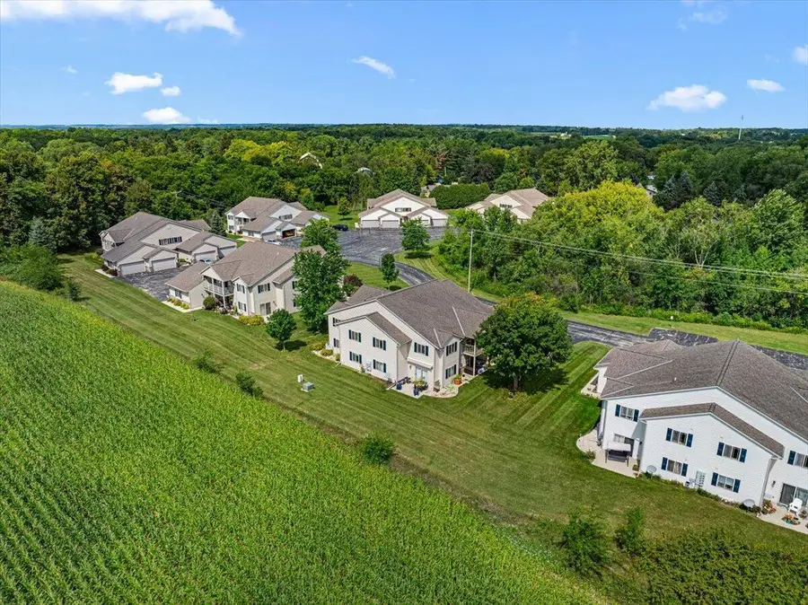 961 Spring COURT, West Bend, WI 53095 - #2