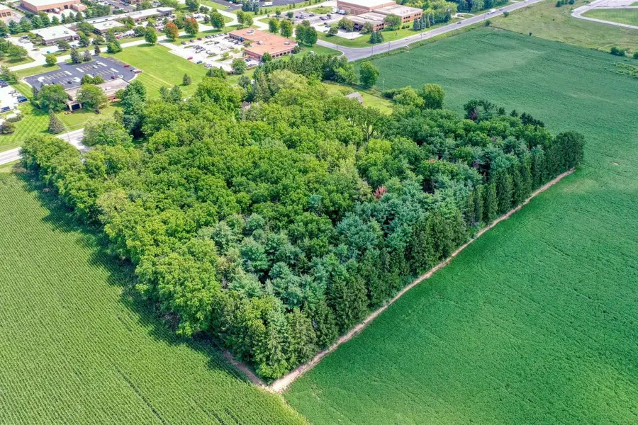 2831 Highway 83, Hartland, WI 53029 - #3