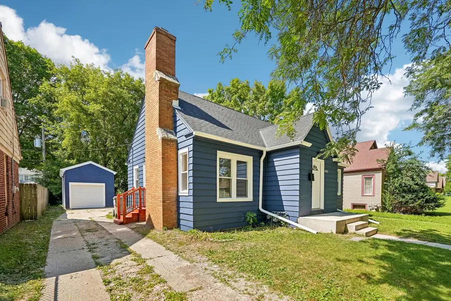 4315 N 40th STREET, Milwaukee, WI 53216 - #2