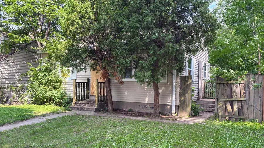 4912 N 22nd STREET, Milwaukee, WI 53209 - #3