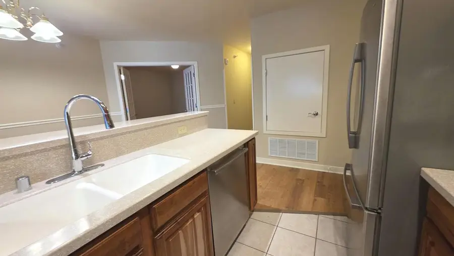 360 W Washington AVENUE, Madison, WI 53703 - #3
