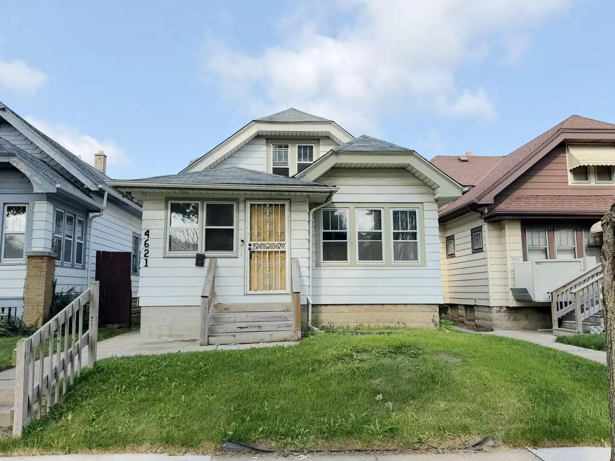 4621 N 30th STREET, Milwaukee, WI 53209 - #1