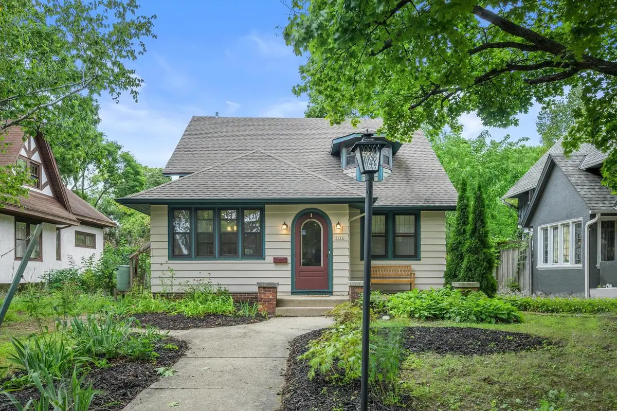 2181 N 53rd STREET, Milwaukee, WI 53208 - #1