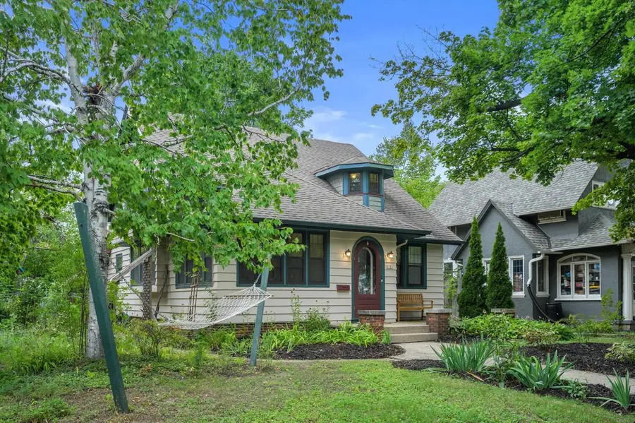 2181 N 53rd STREET, Milwaukee, WI 53208 - #3
