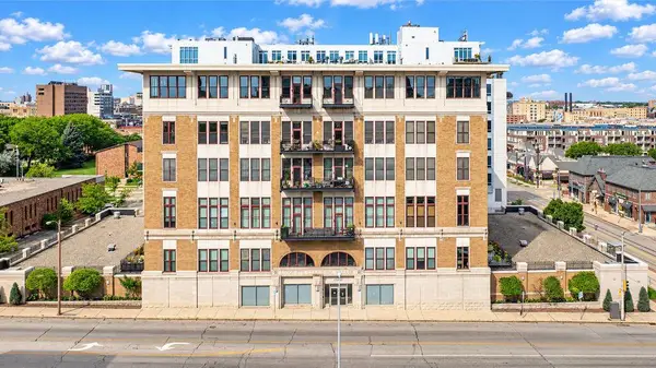 1325 N Van Buren STREET #601, Milwaukee, WI 53202