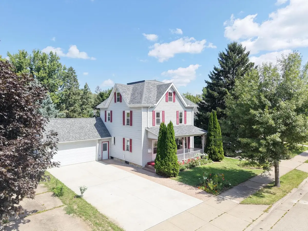 420 W Decker STREET, Viroqua, WI 54665 - #1