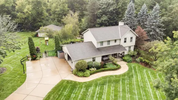 W264N6615 Hillview DRIVE, Lisbon, WI 53089