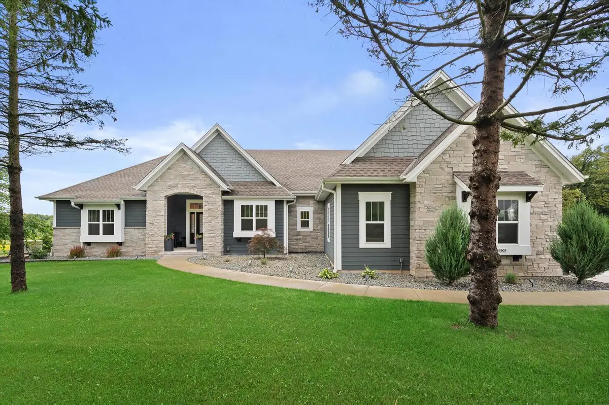 W130N11907 Harvest RIDGE, Germantown, WI 53022 - #1