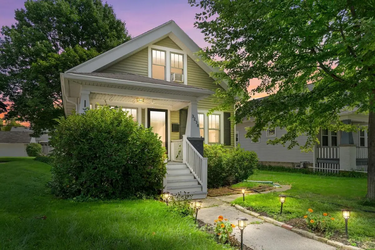 3238 S Griffin AVENUE, Milwaukee, WI 53207 - #1