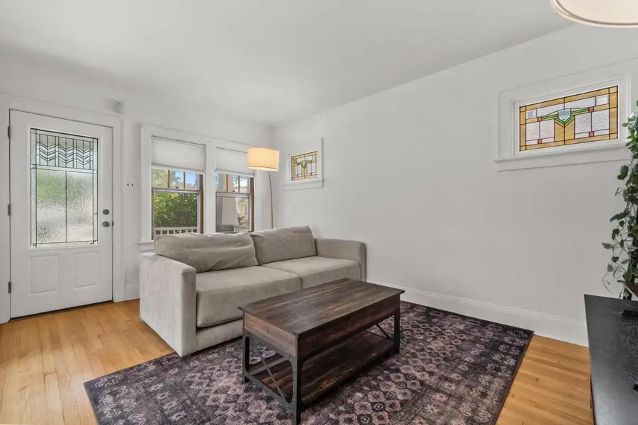 3238 S Griffin AVENUE, Milwaukee, WI 53207 - #2