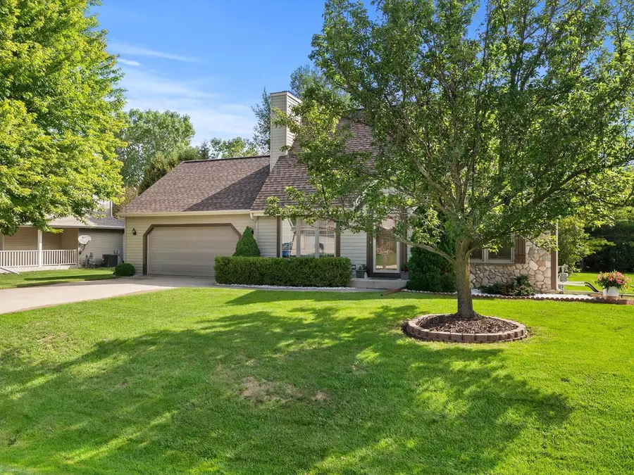 N6193 Woodland Meadows DRIVE, Sheboygan, WI 53083 - #3