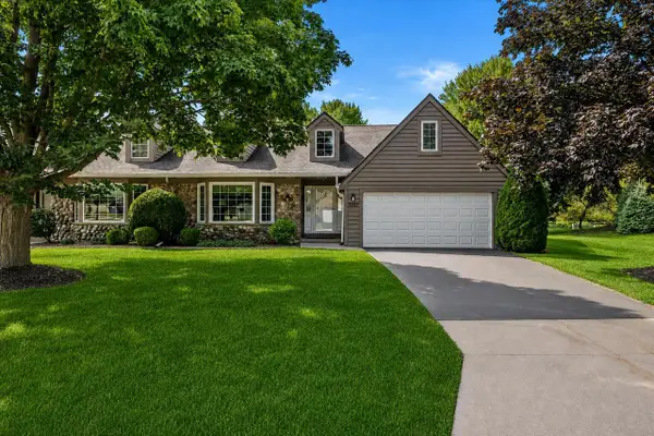 7707 W Cedar Ridge COURT, Franklin, WI 53132