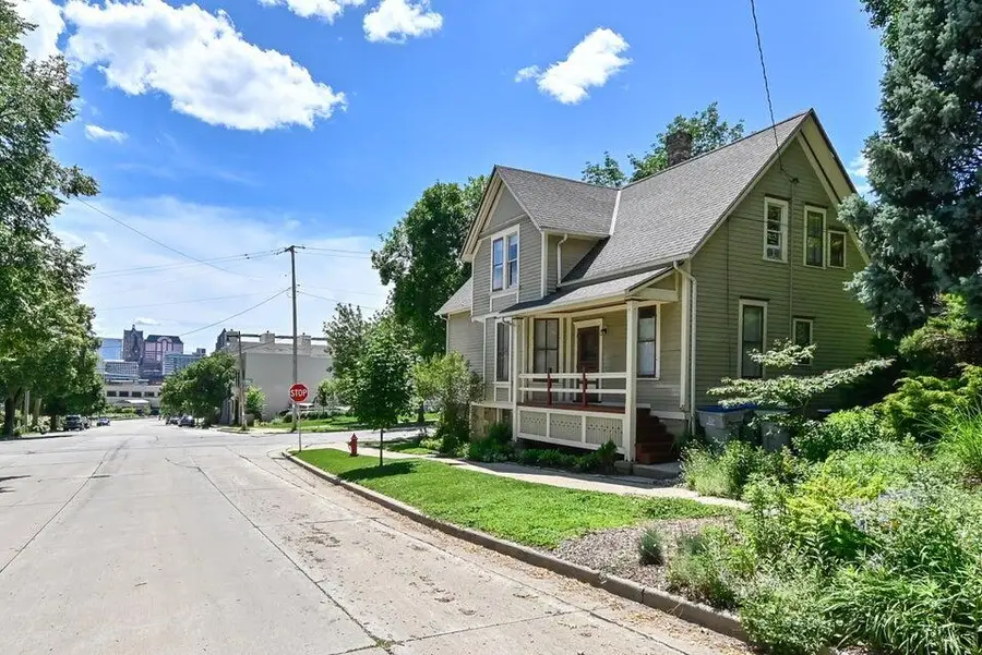 140 E Vine STREET, Milwaukee, WI 53212 - #2