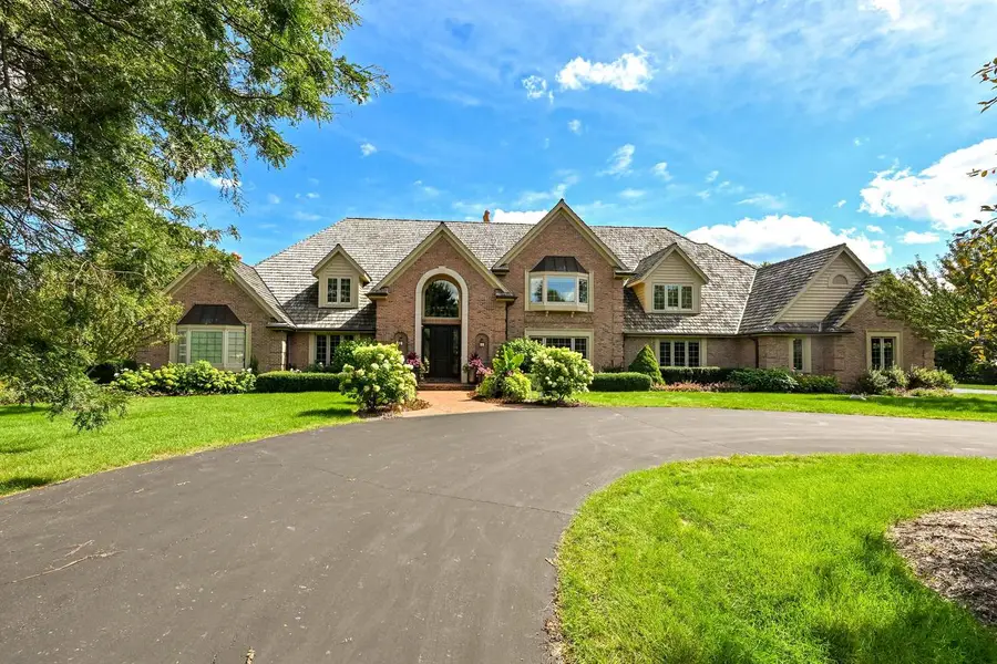 9648 N Columbia DRIVE, Mequon, WI 53092 - #3