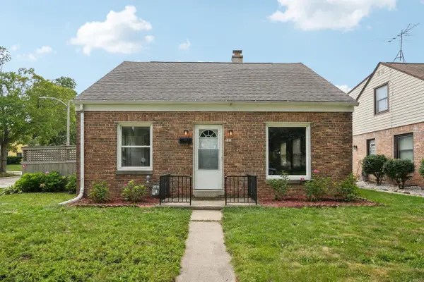 531 E Morgan AVENUE, Milwaukee, WI 53207