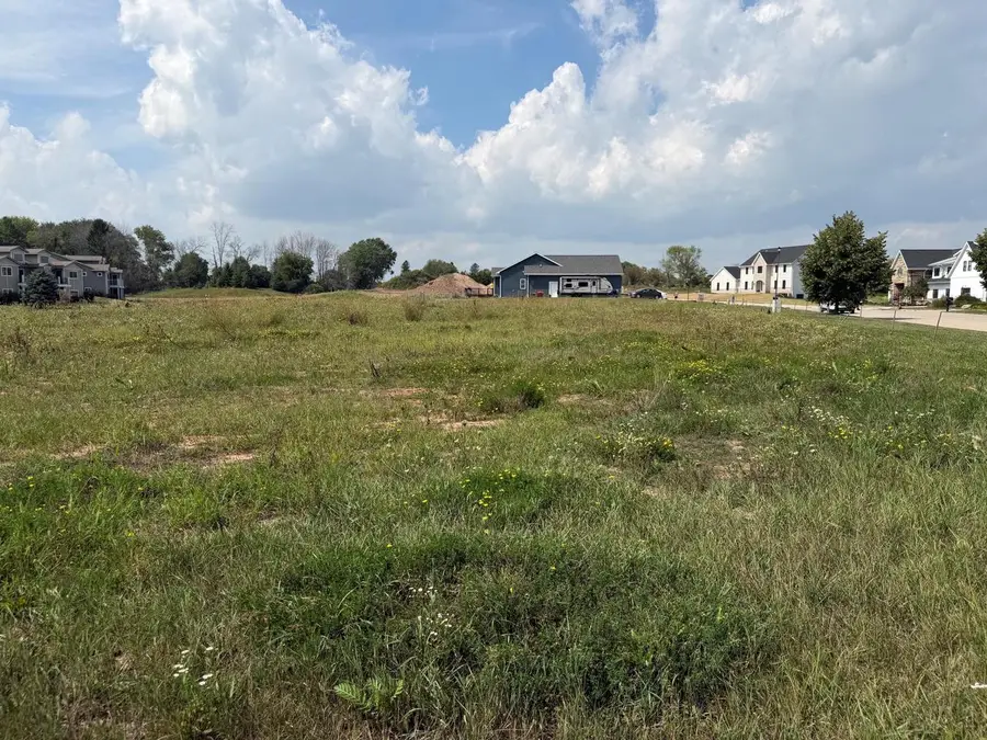 Lt3 ABBEY RIDGE LANE #Blk2, Manitowoc, WI 54220 - #2