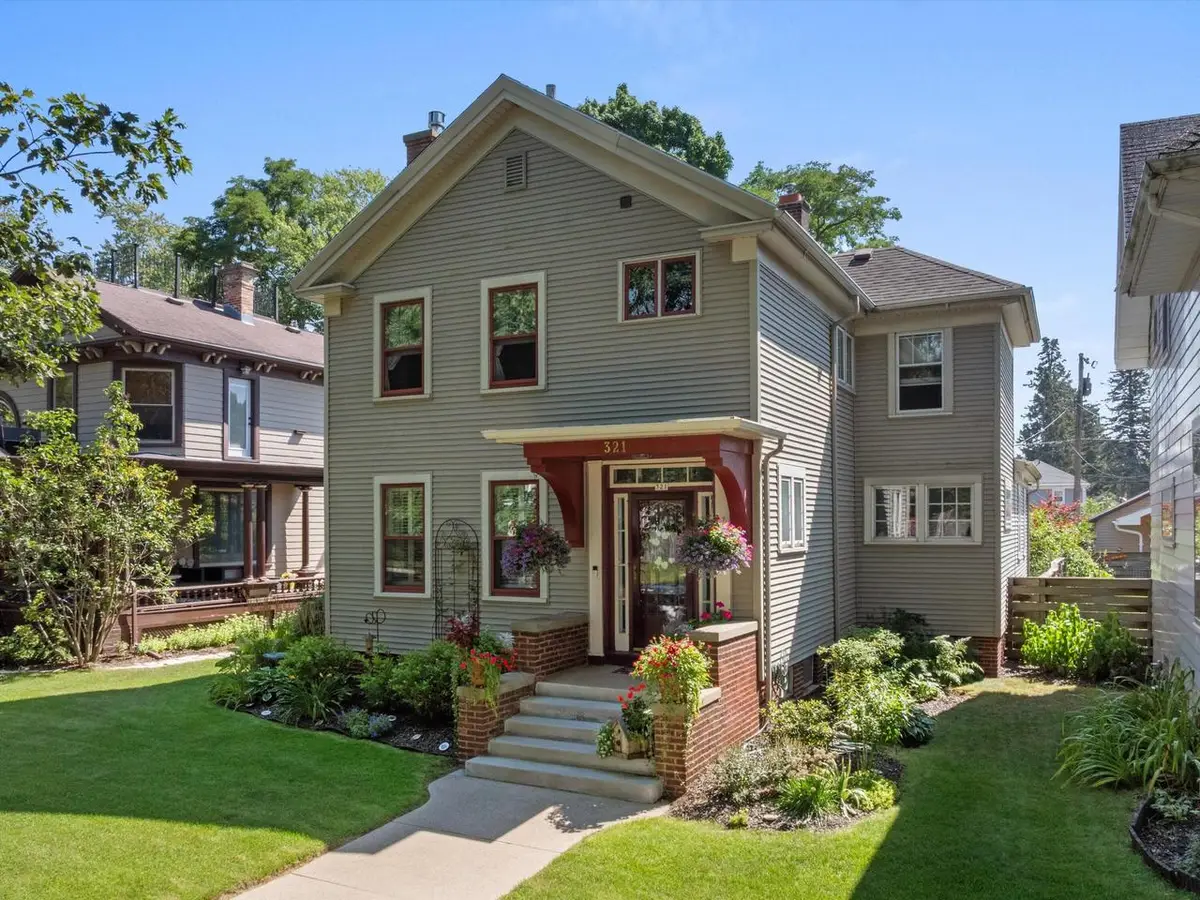 321 Huron AVENUE, Sheboygan, WI 53081 - #1