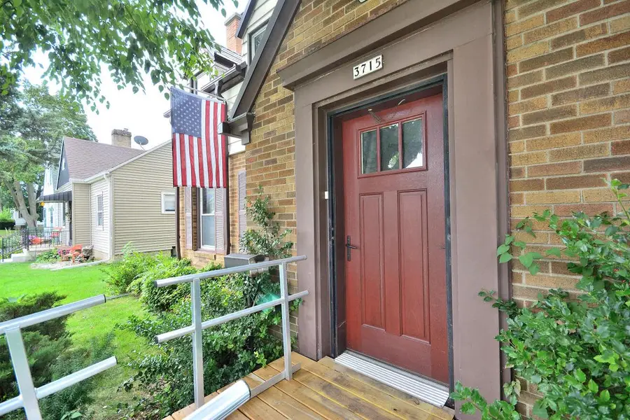 3715 N 40th STREET, Milwaukee, WI 53216 - #2