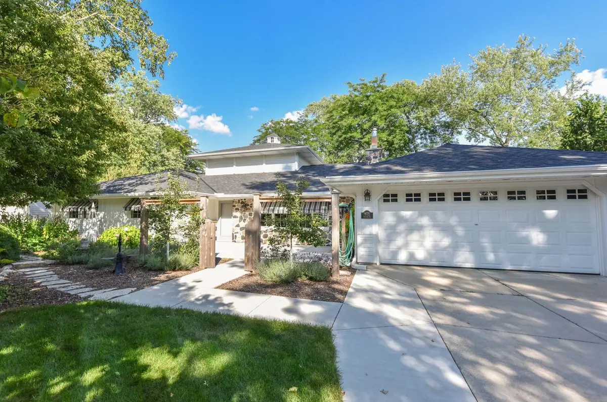 W176N8474 Sunset Ridge DRIVE, Menomonee Falls, WI 53051 - #1