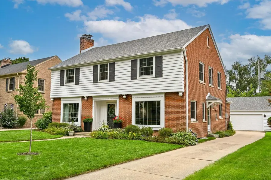 9519 Harding BOULEVARD, Wauwatosa, WI 53226 - #2