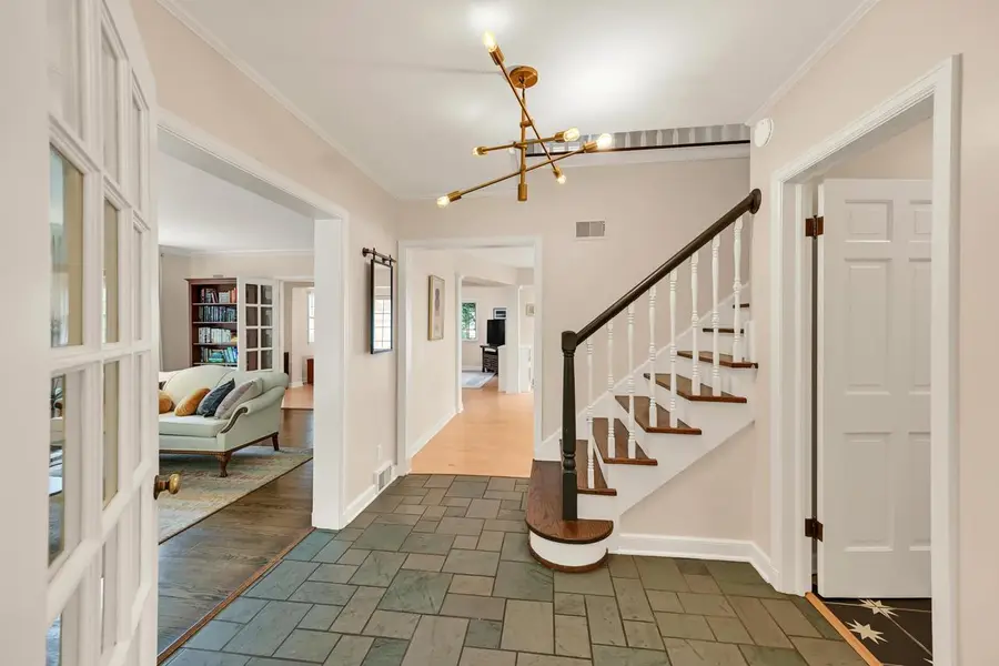 9519 Harding BOULEVARD, Wauwatosa, WI 53226 - #3