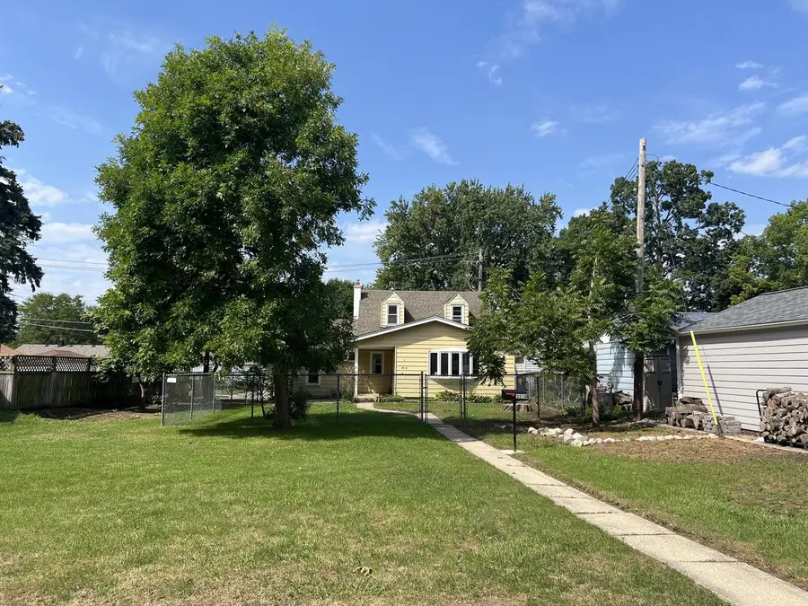 3319 S 67th STREET, Milwaukee, WI 53219 - #2