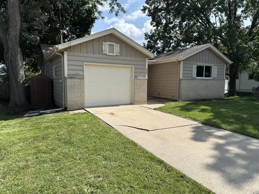 1007 Buena Vista AVENUE, Waukesha, WI 53188 - #2