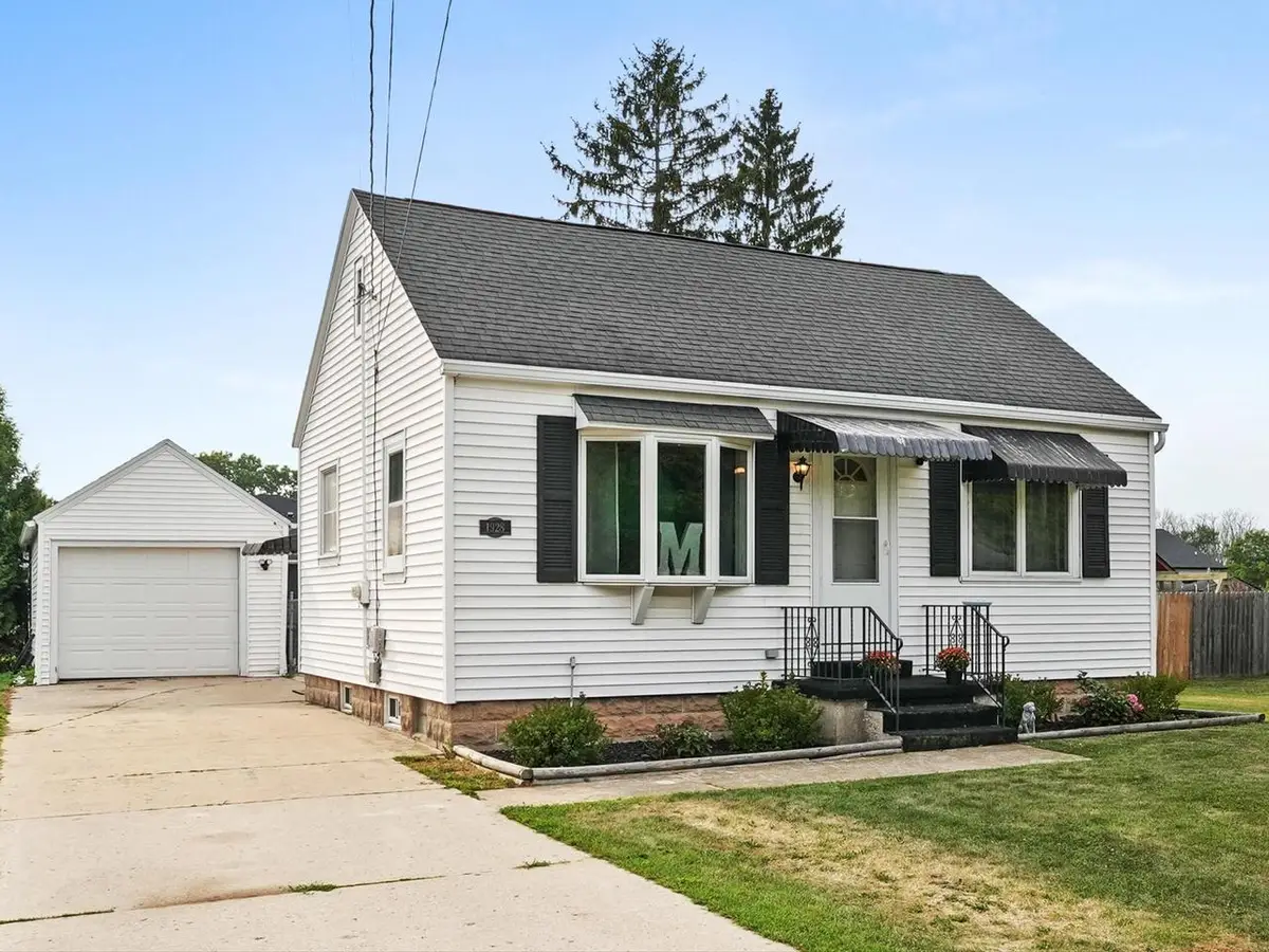 1928 Herman ROAD, Manitowoc, WI 54220 - #1