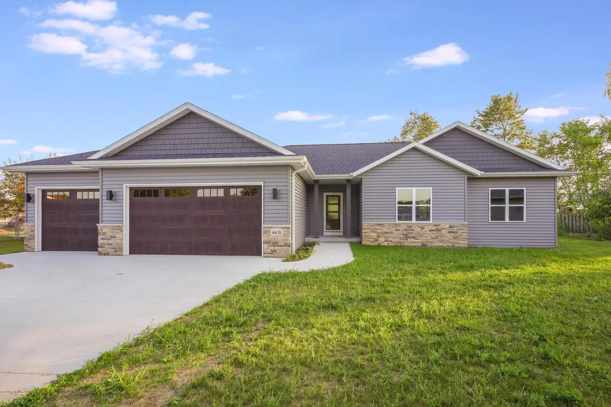 4631 Ridge COURT, Manitowoc, WI 54220 - #1