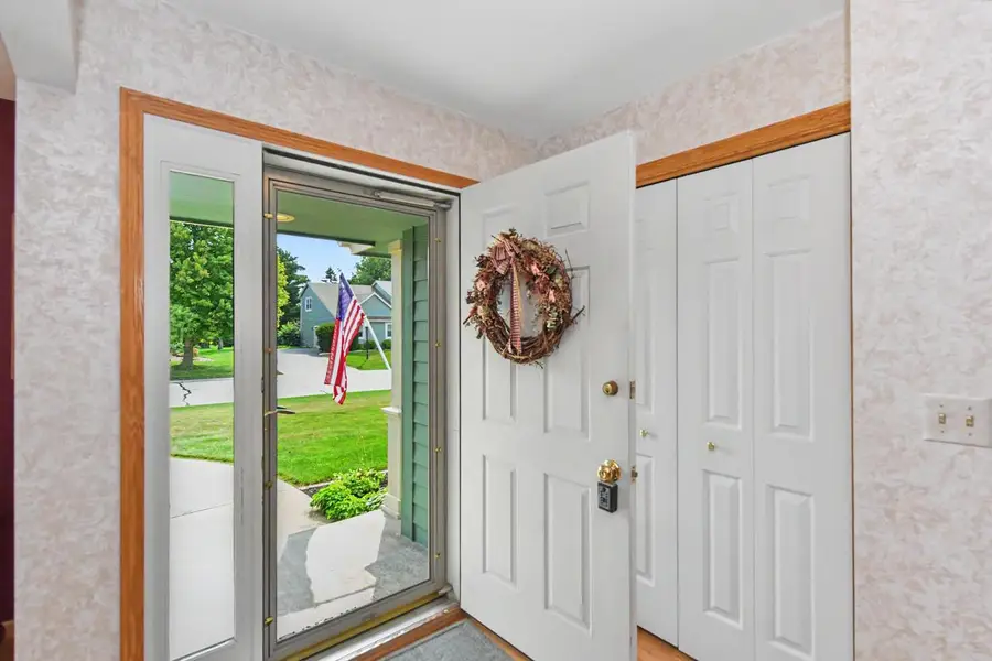 1508 Mackenzie LANE, Oconomowoc, WI 53066 - #3