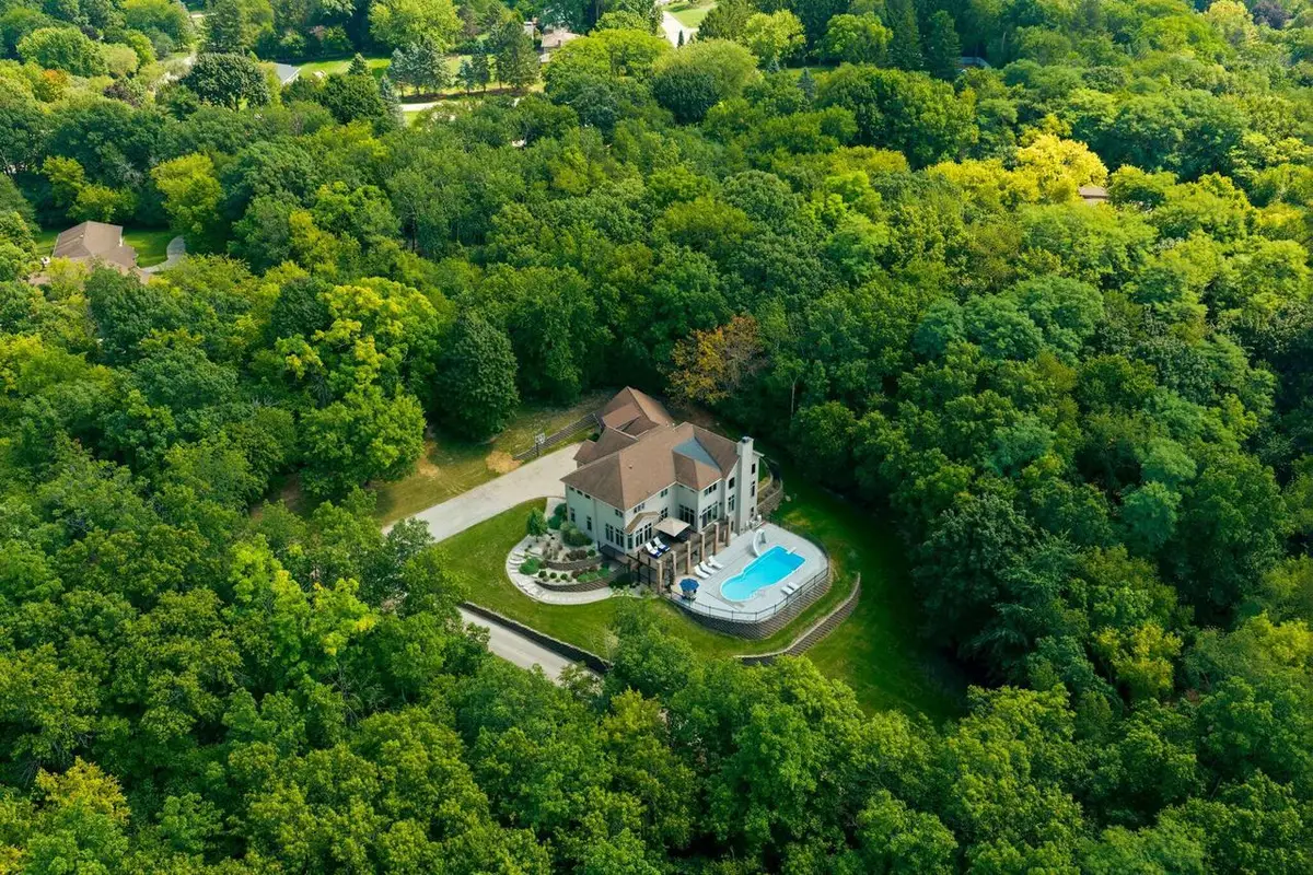 N41W28088 Glacier ROAD, Pewaukee, WI 53072 - #1