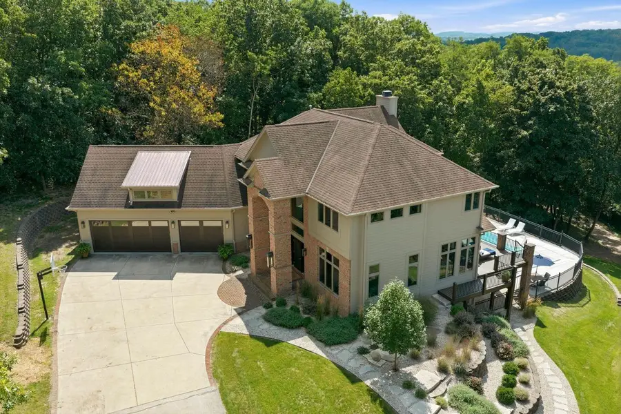 N41W28088 Glacier ROAD, Pewaukee, WI 53072 - #2