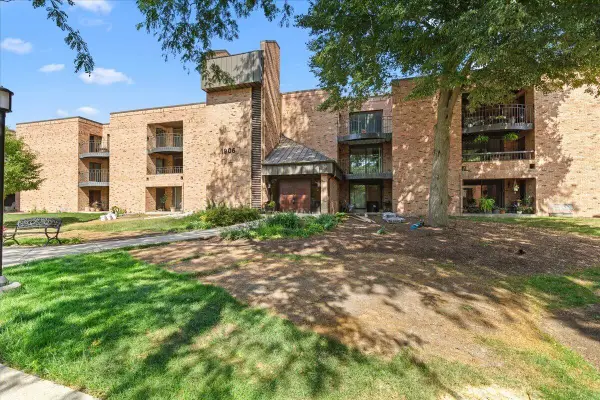 1906 E Shorewood BOULEVARD #149, Milwaukee, WI 53211
